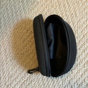 Black Zippered Pouch